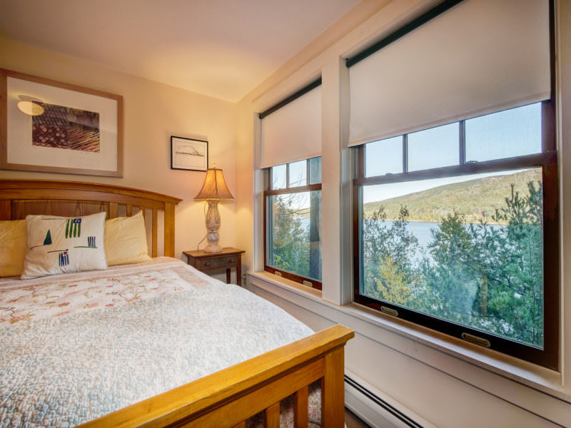 Acadia Lodge