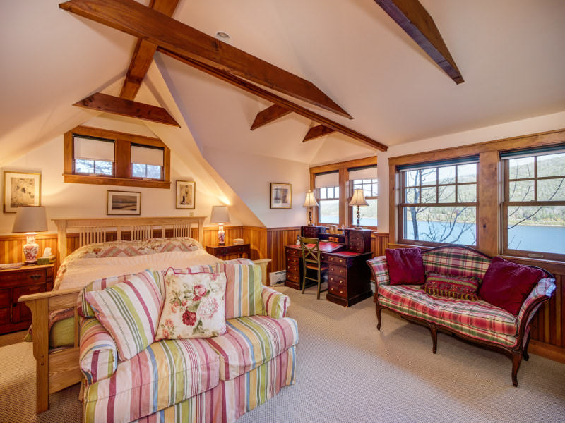 Acadia Lodge