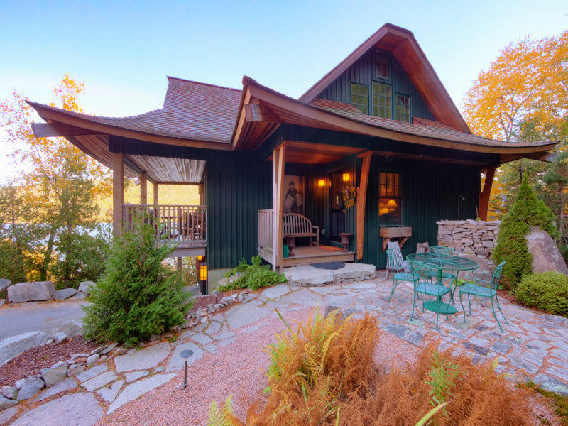 Acadia Lodge
