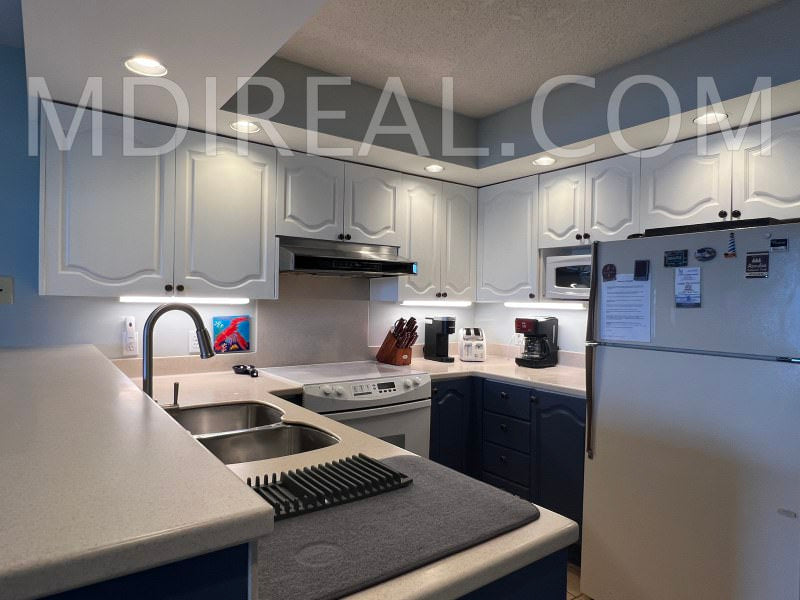 Harbor Breeze at Western Way #9