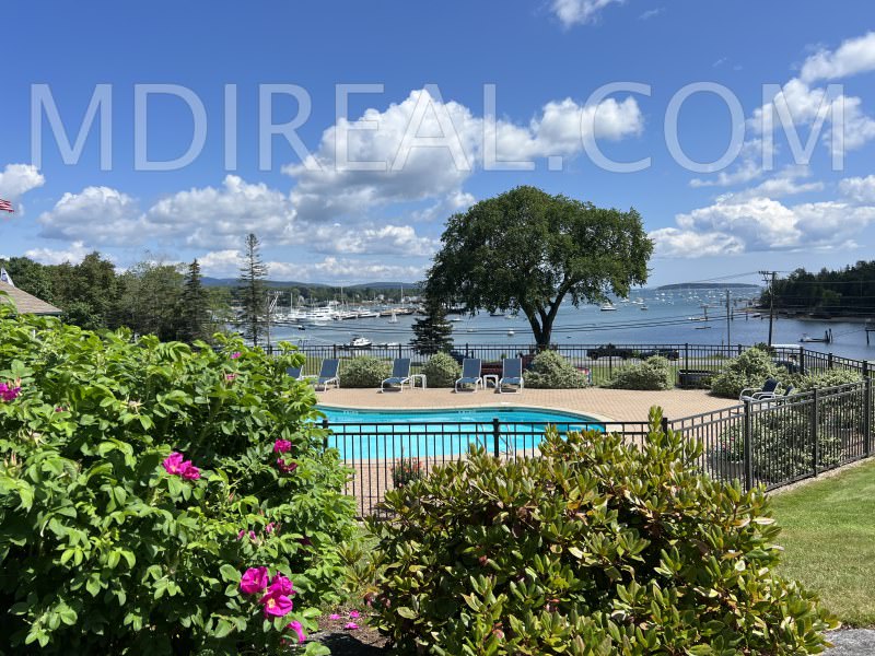 Harbor Breeze at Western Way #9