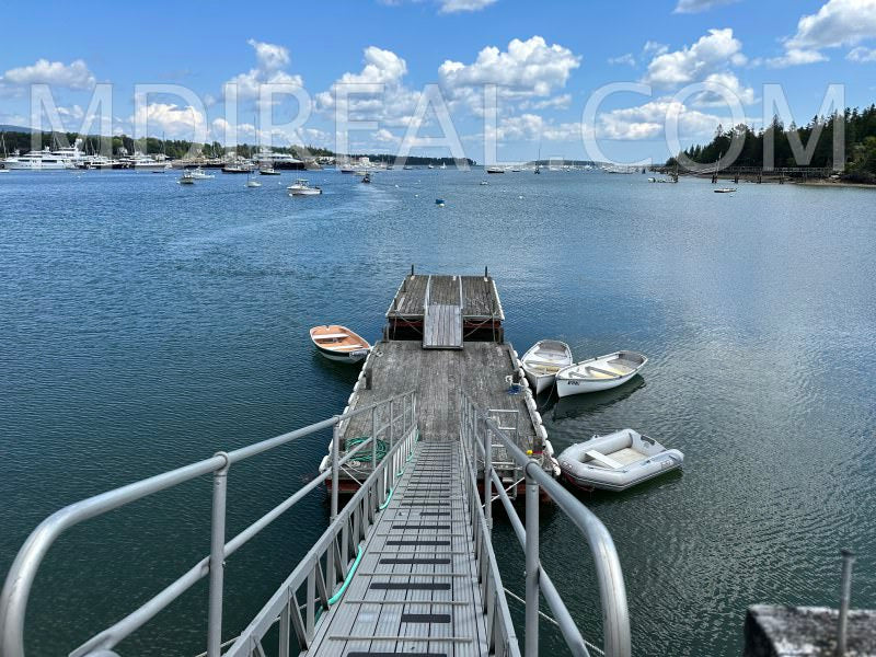 Harbor Breeze at Western Way #9