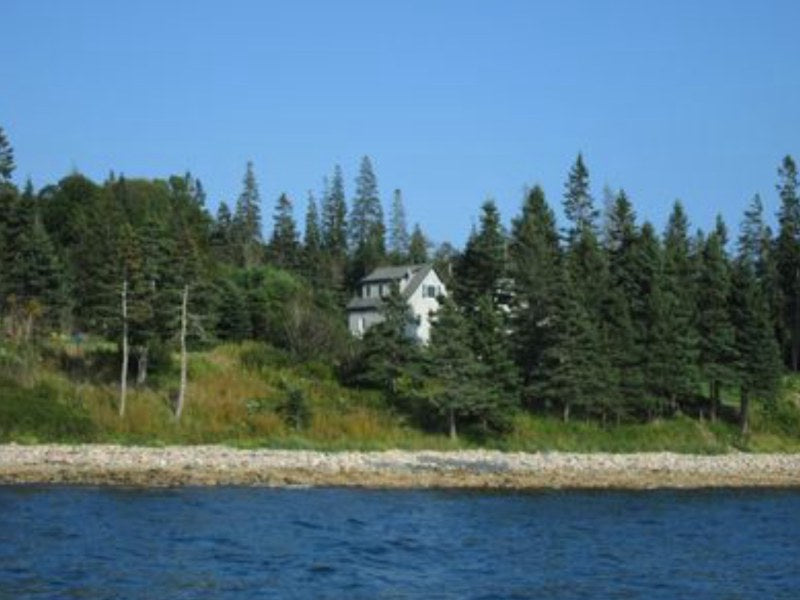 Harbor Reach Guest Quarters