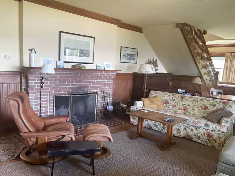 Manset Rock Main House