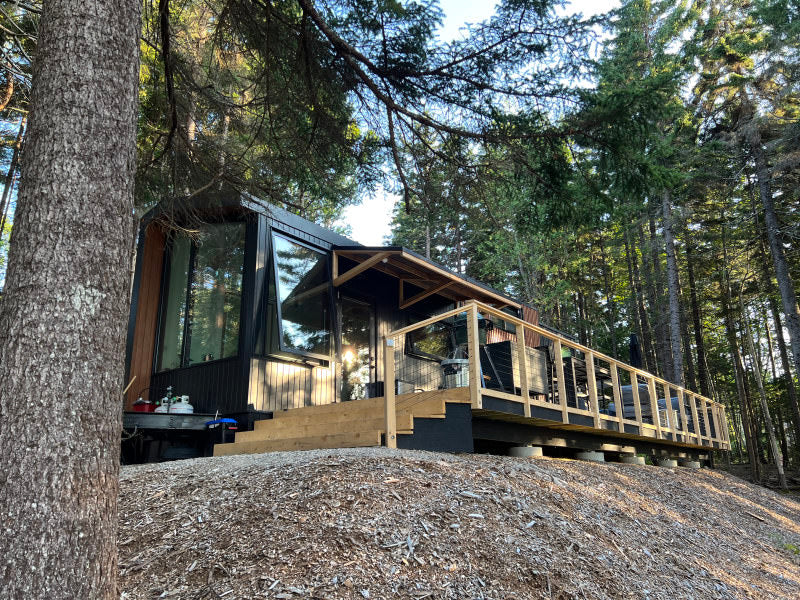 Seawall ~ Oceanfront Parcel with Luxury Small Home