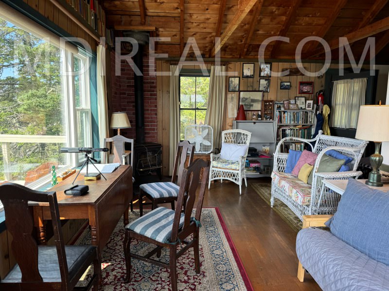 Cottage at Indian Point