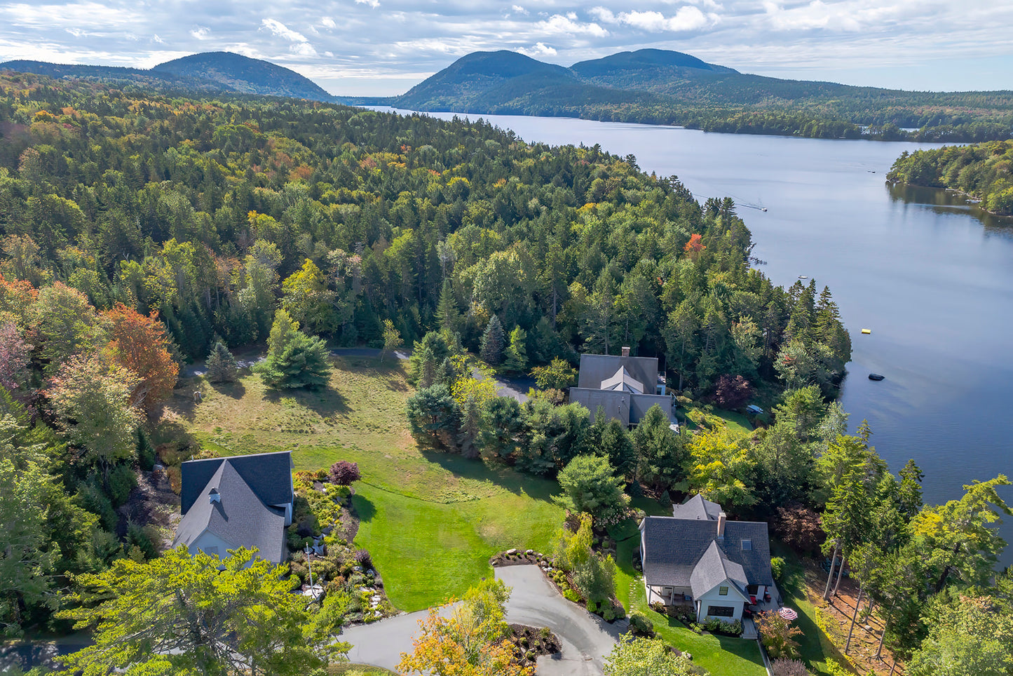 Goose Hill - Lakefront on Long Pond